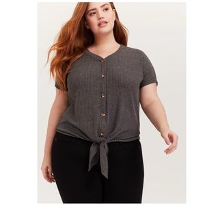 TORRID Charcoal Grey Waffle Knit Button Tie Front Midi Tee Size 2X